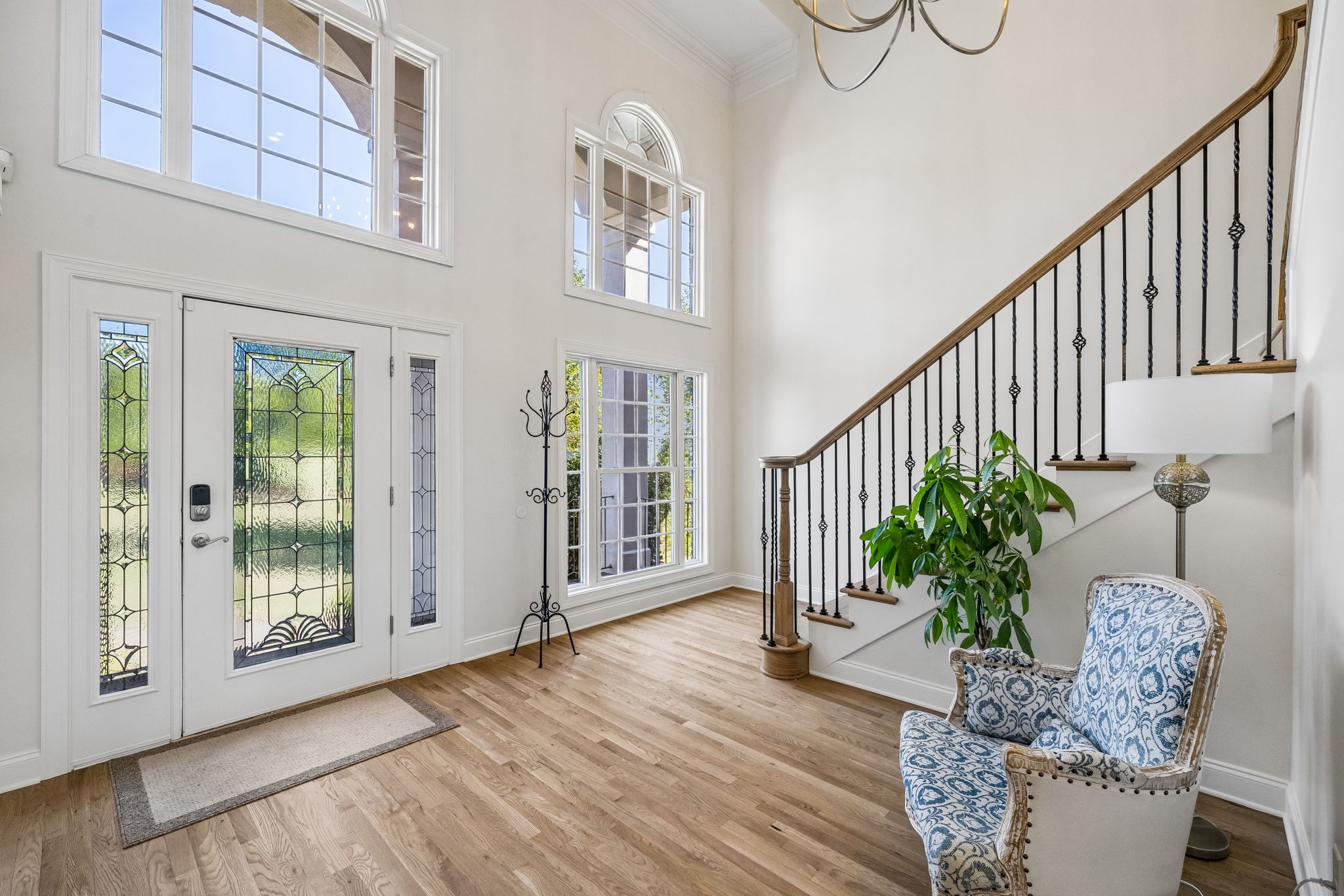 1607 Robby Ct
