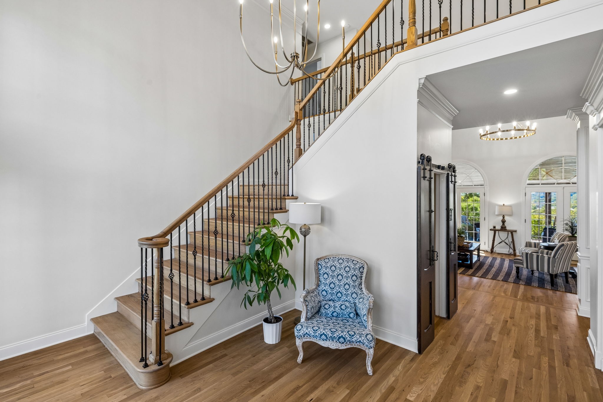1607 Robby Ct