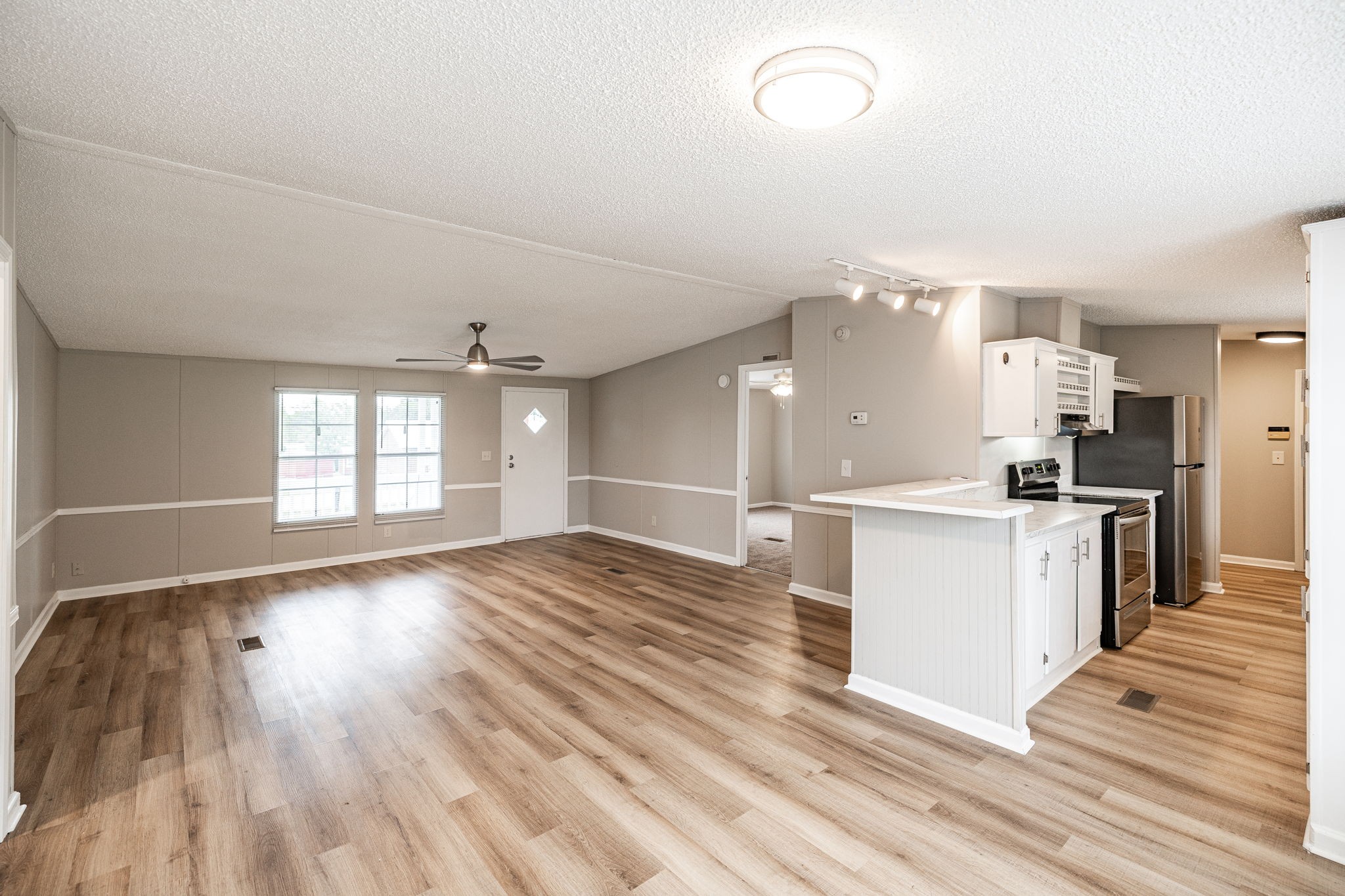 202 Fountain Head Rd