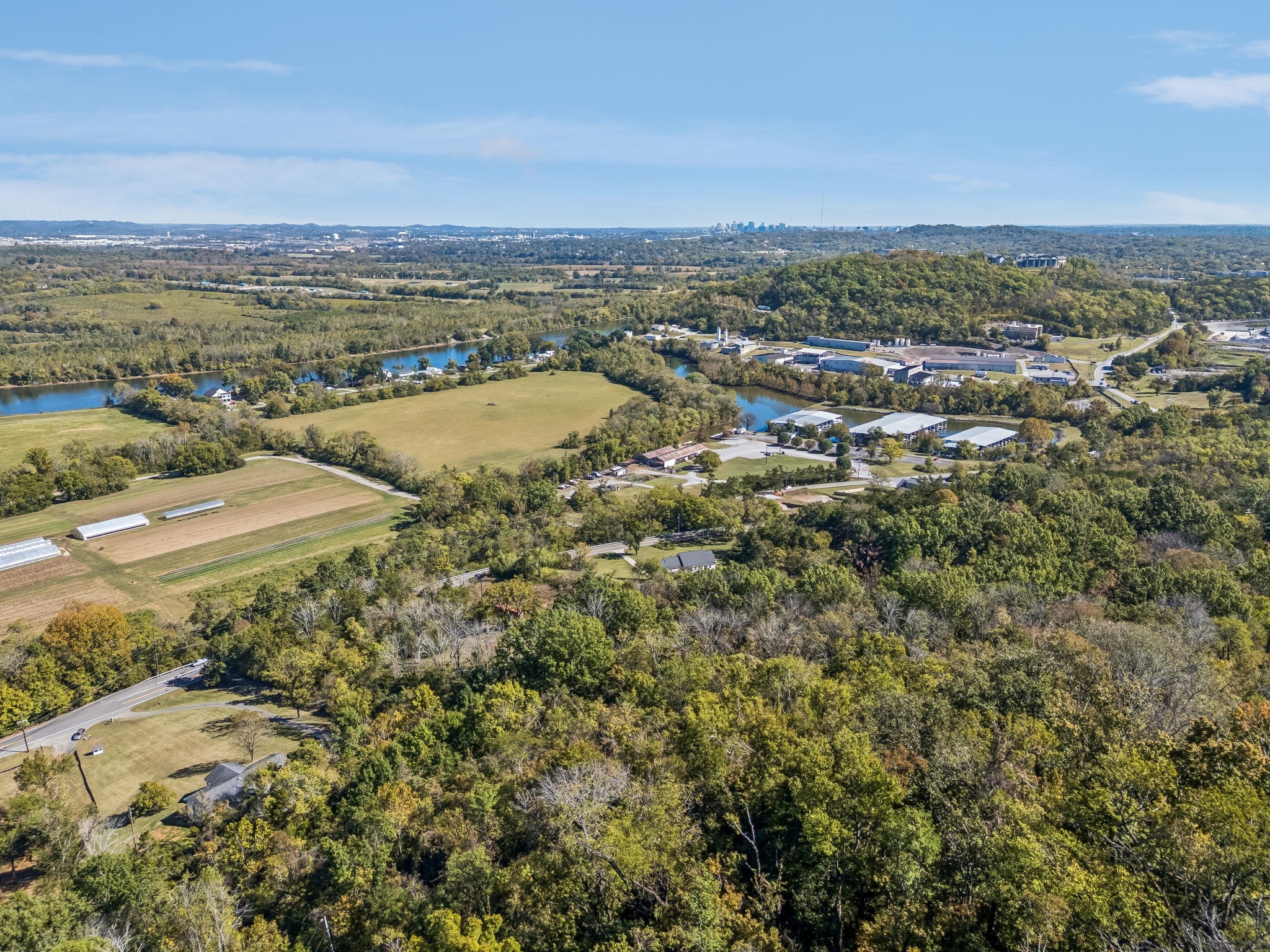 6916 River Road Pike