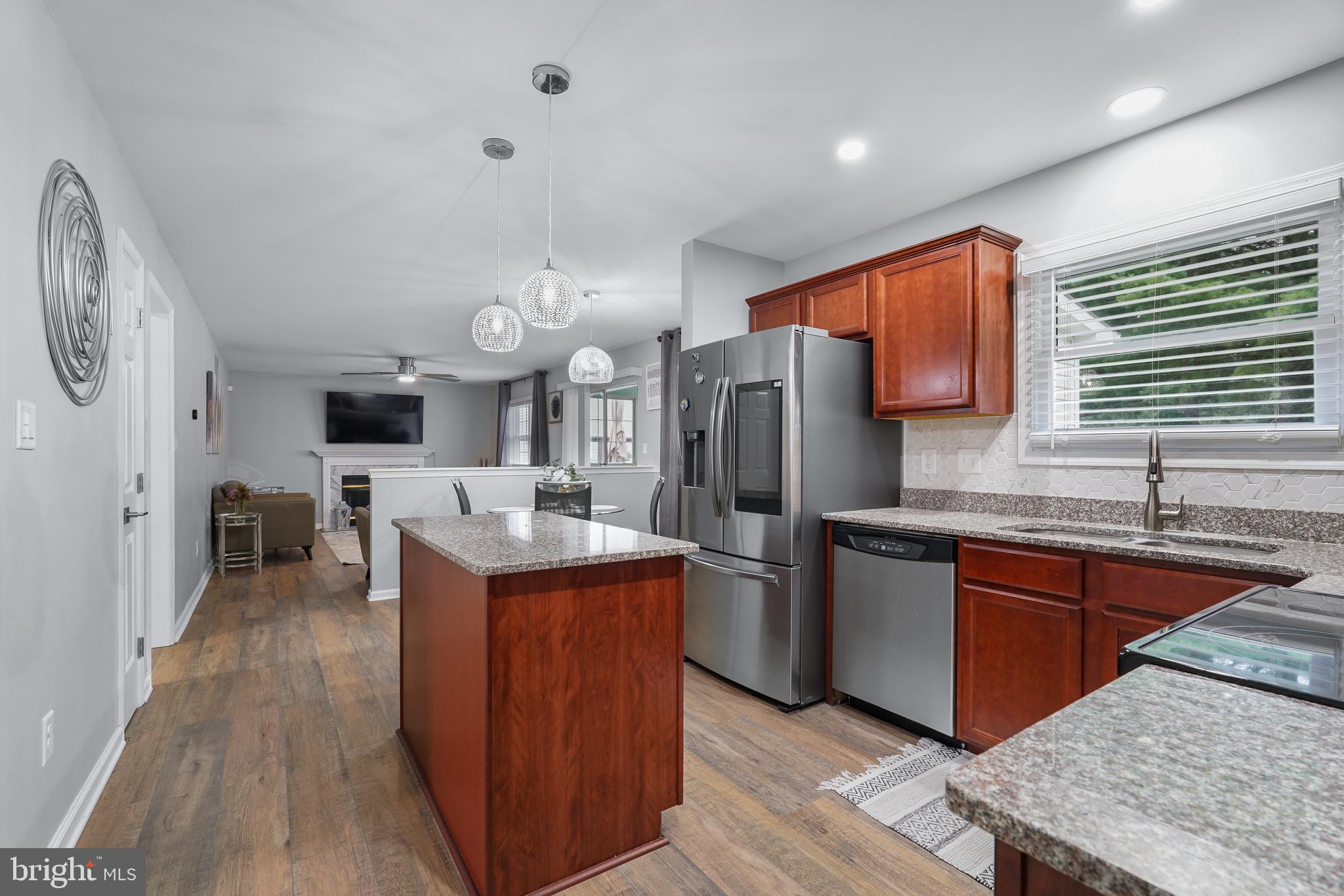 3 PIN OAK DRIVE