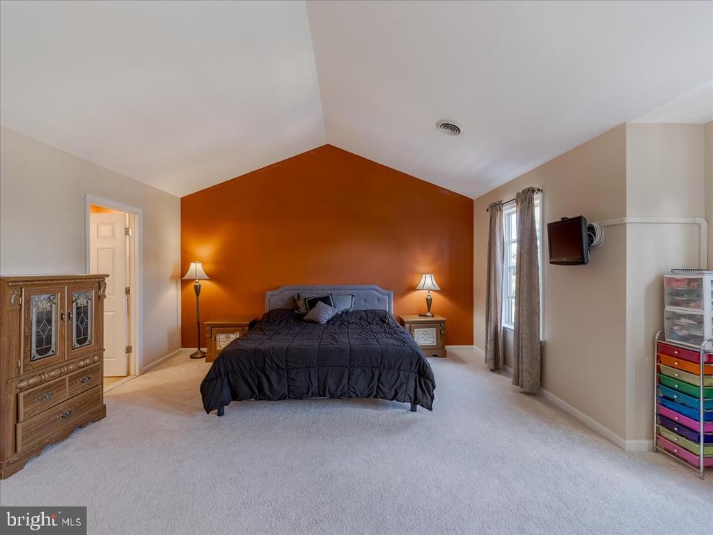 107 PARKERS DRIVE