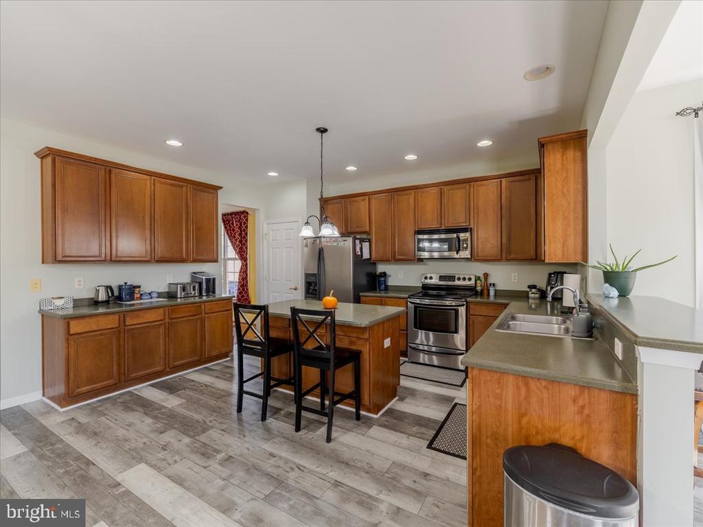107 PARKERS DRIVE