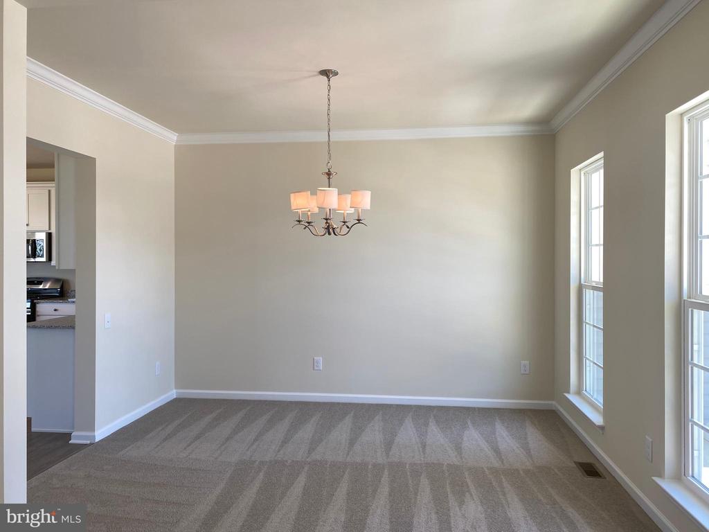 48 GAINSCOTT PLACE