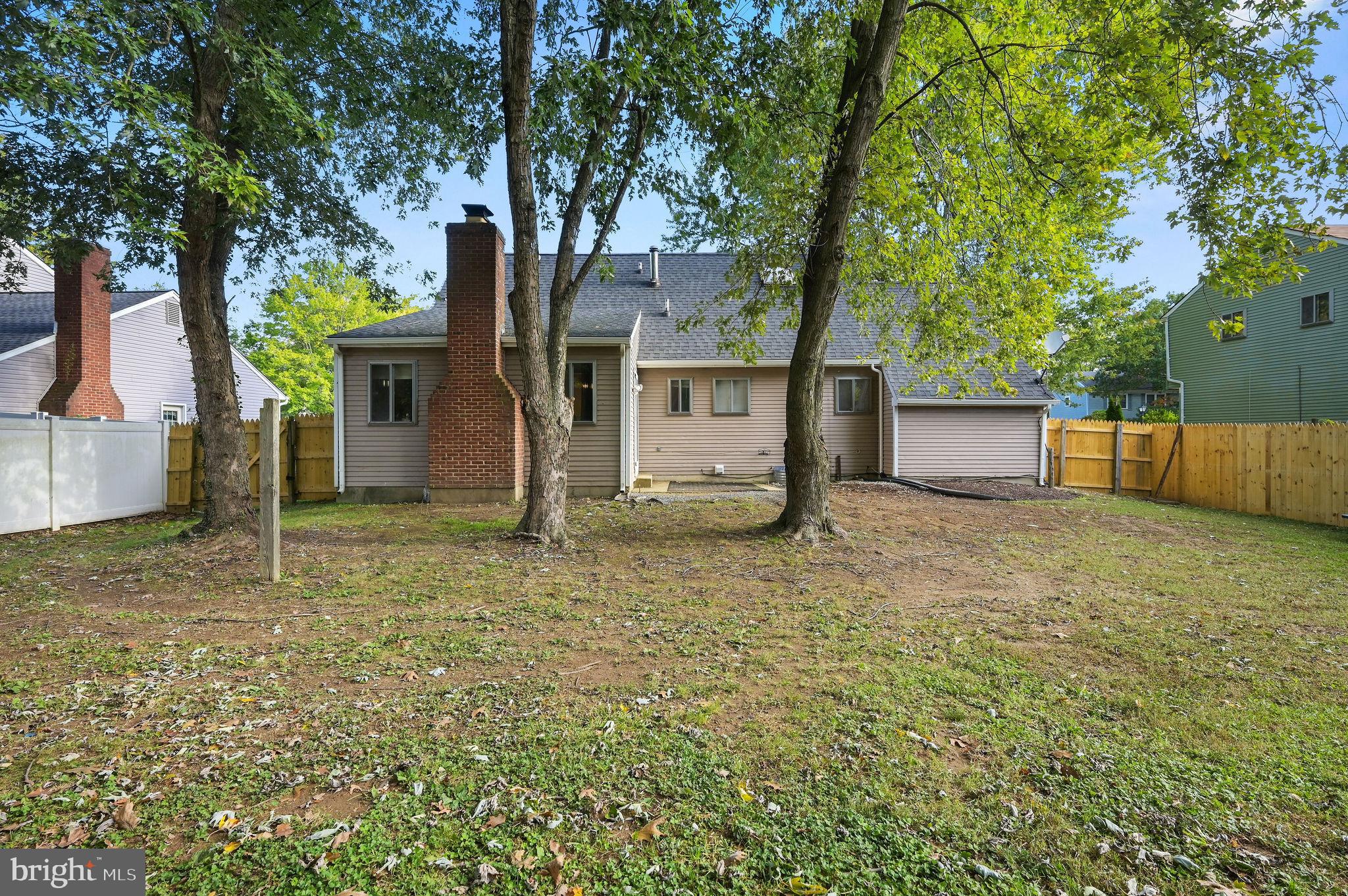 118 QUAIL HOLLOW DRIVE