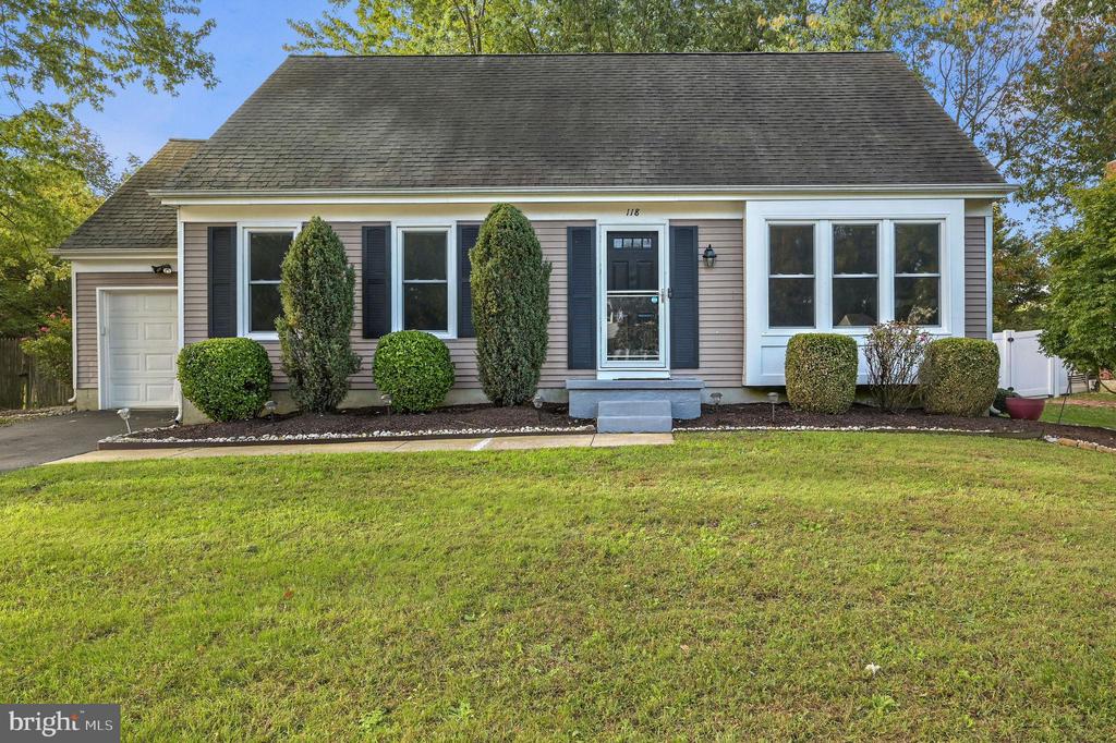 118 QUAIL HOLLOW DRIVE