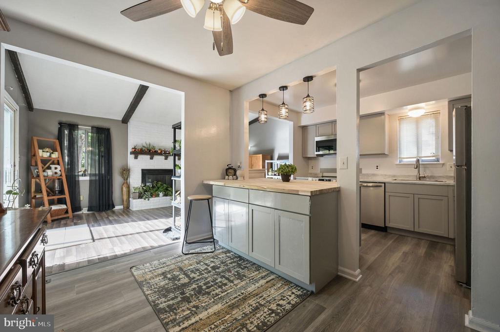118 QUAIL HOLLOW DRIVE