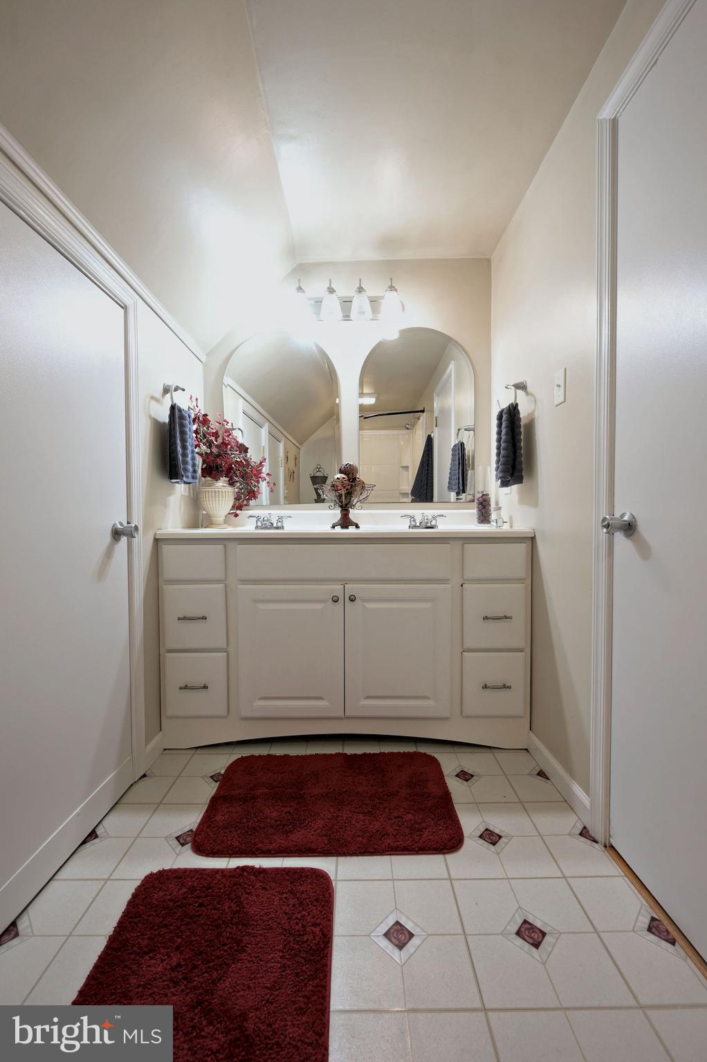 118 QUAIL HOLLOW DRIVE