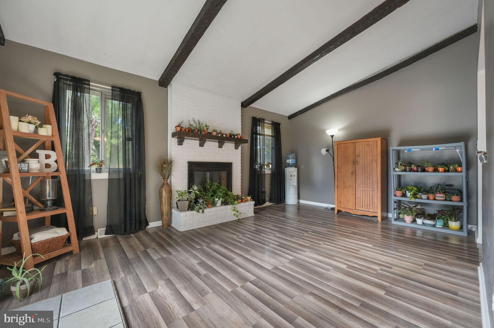 118 QUAIL HOLLOW DRIVE