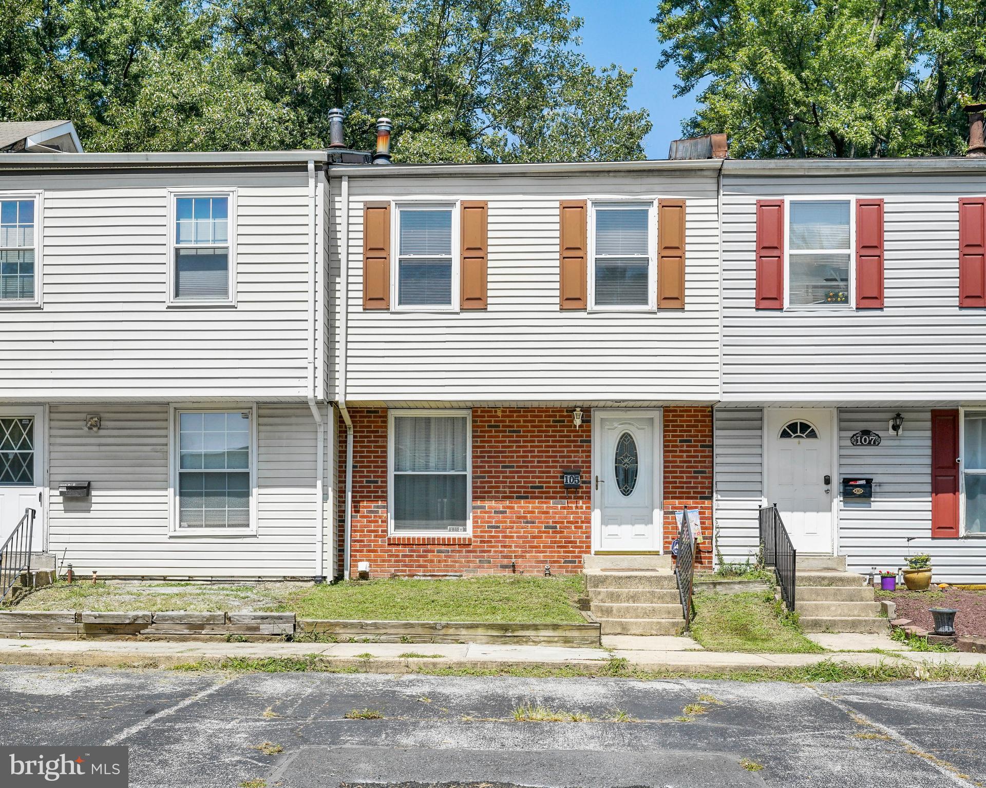 105 Elliot St