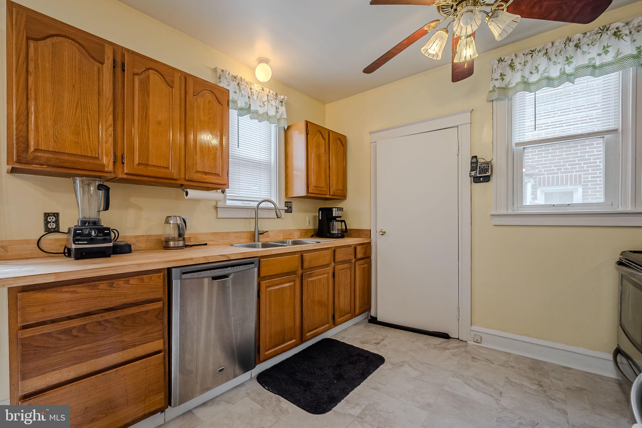 3621 N WASHINGTON STREET