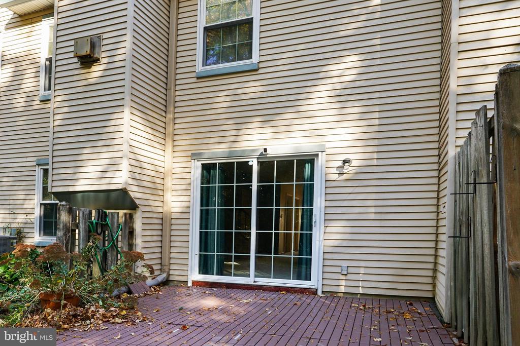 324 Stonebridge Blvd