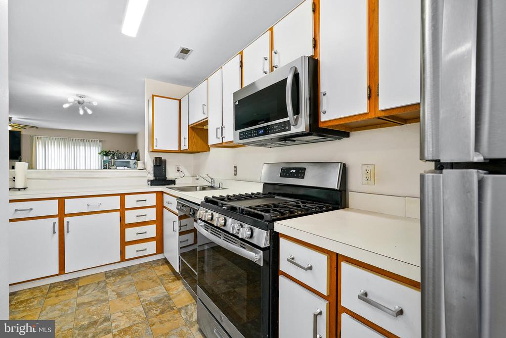127 Stonebridge Blvd