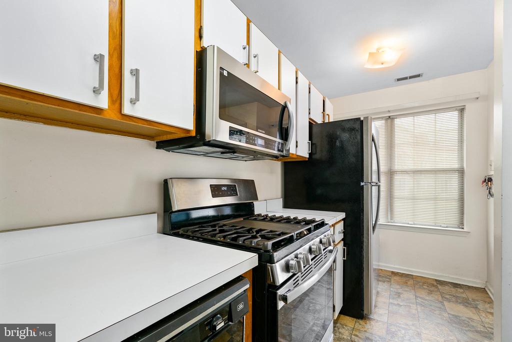 127 Stonebridge Blvd