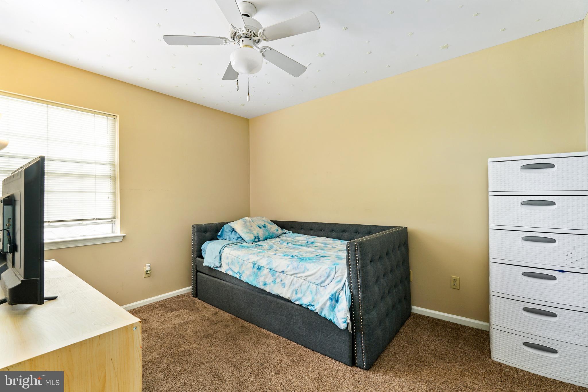 127 Stonebridge Blvd