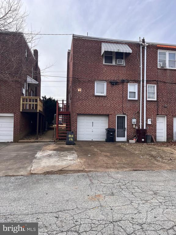 517 W 38TH STREET