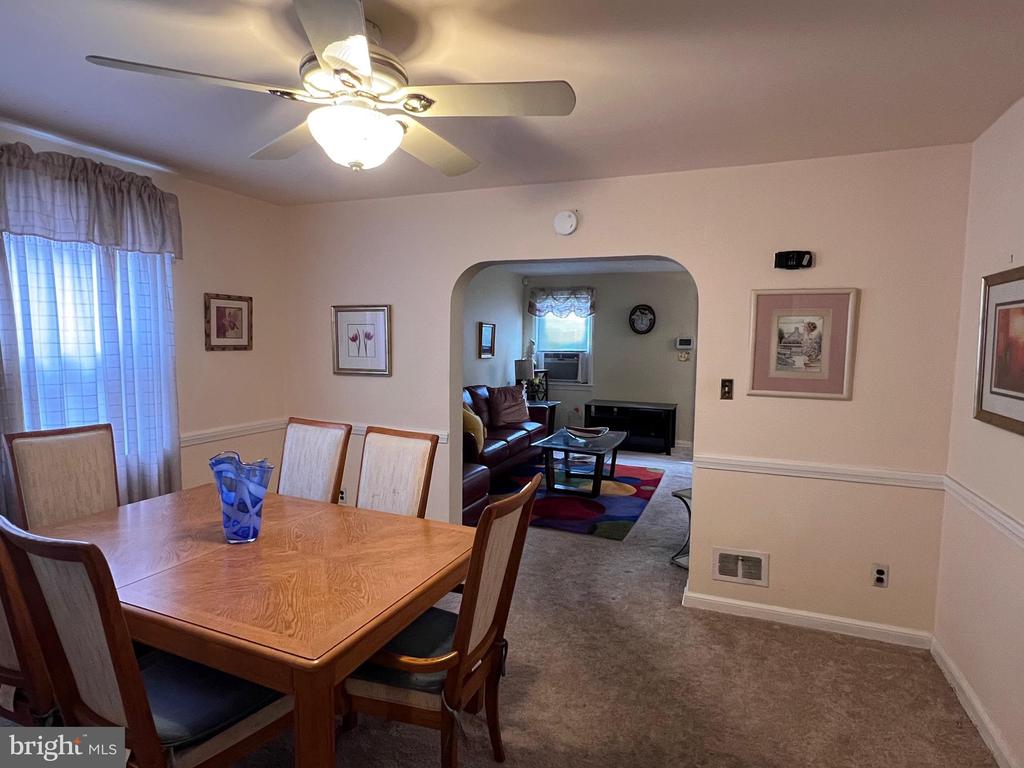 517 W 38TH STREET