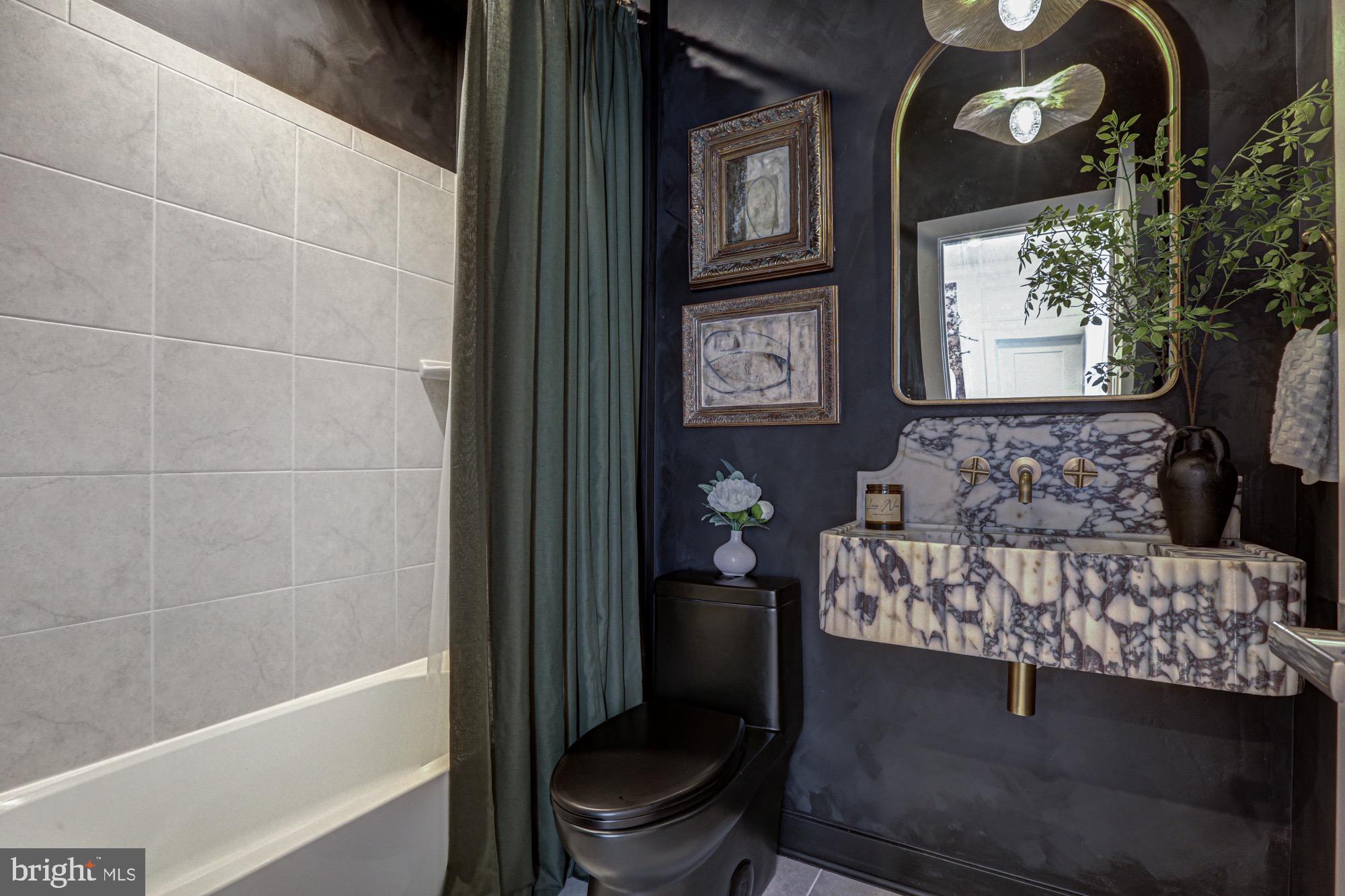 629 SPRING HOLLOW DRIVE