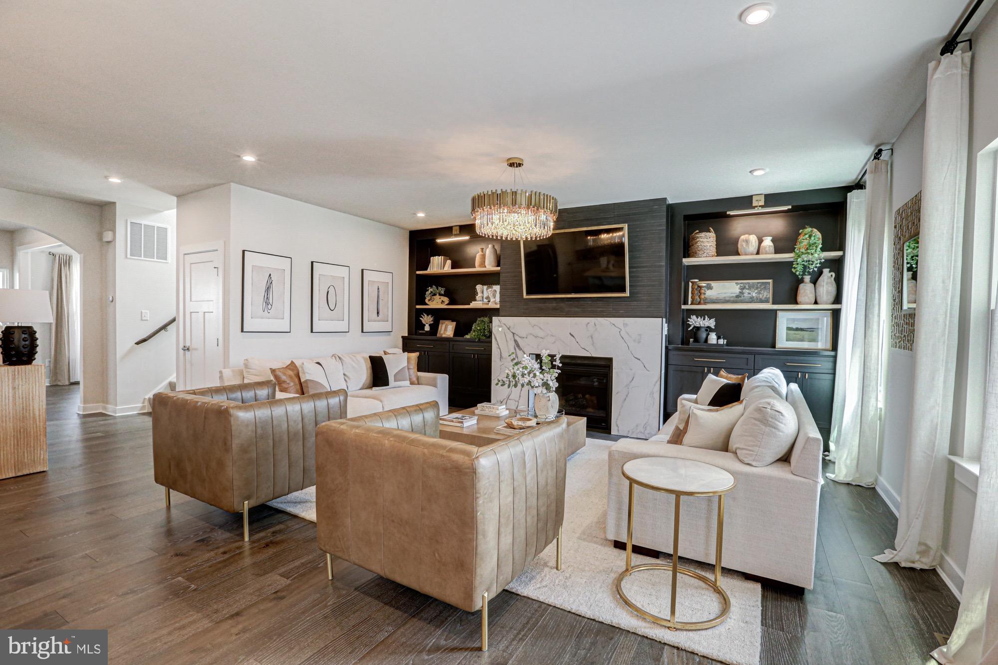 629 SPRING HOLLOW DRIVE