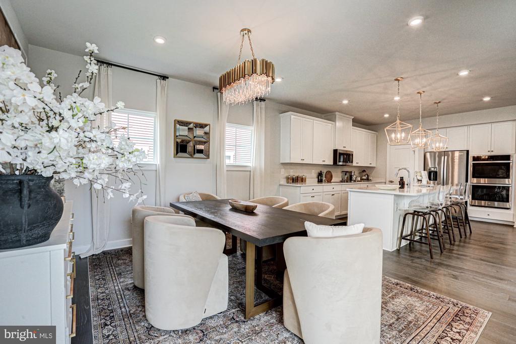 629 SPRING HOLLOW DRIVE