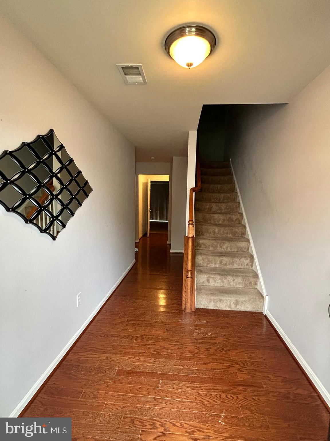 406 JACOBSEN DRIVE