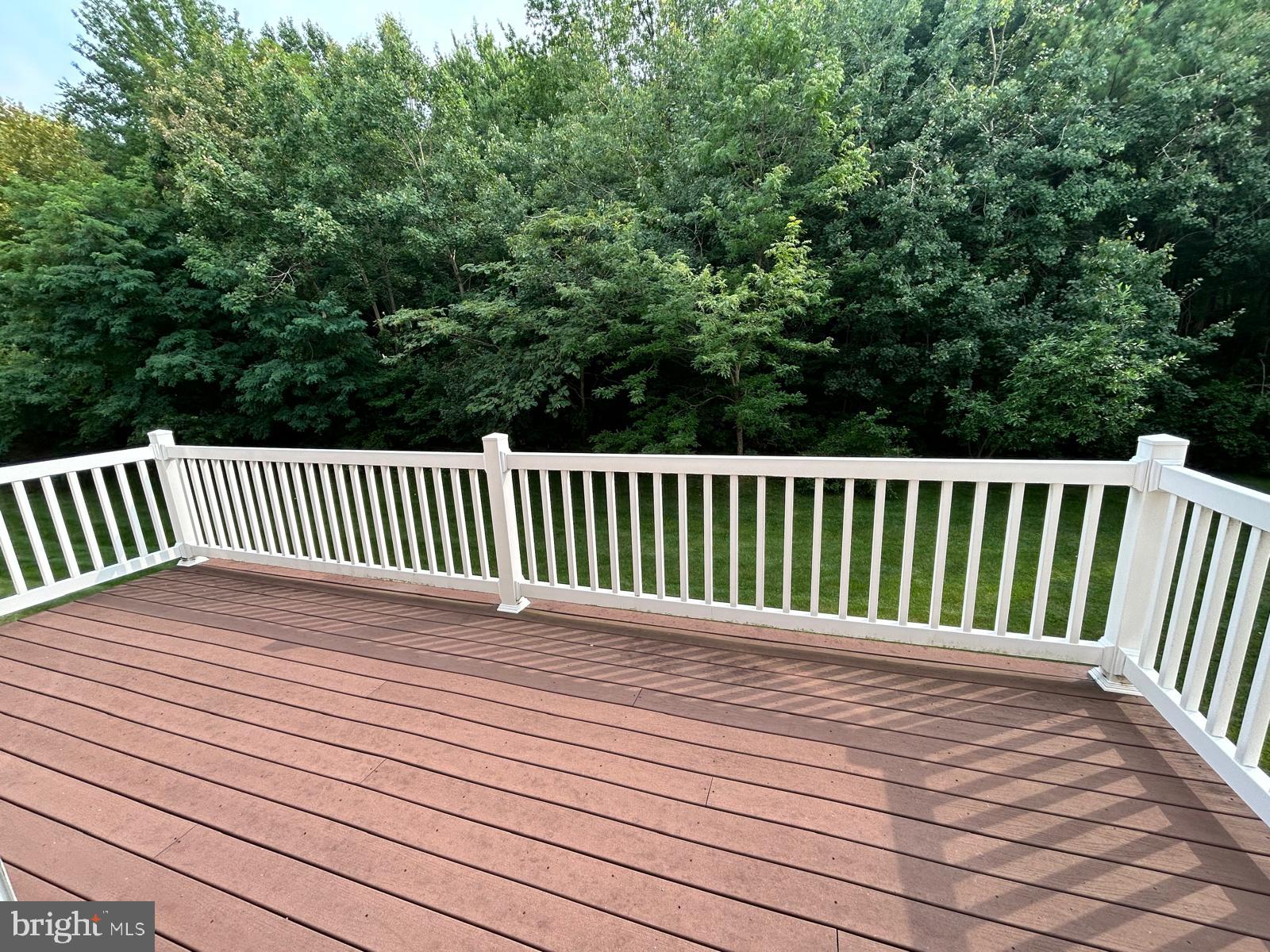 406 JACOBSEN DRIVE