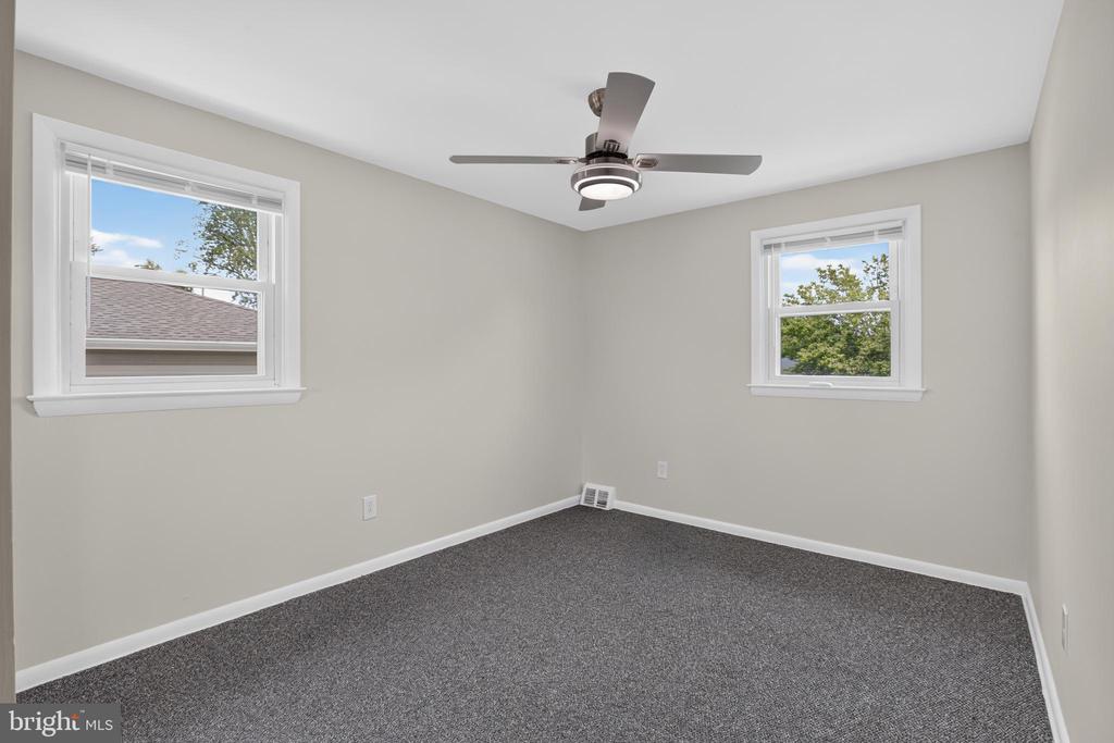 211 S DILLWYN ROAD