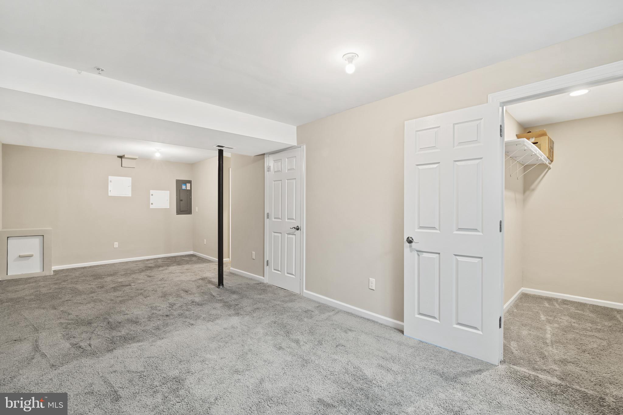 21 Marsh Ln