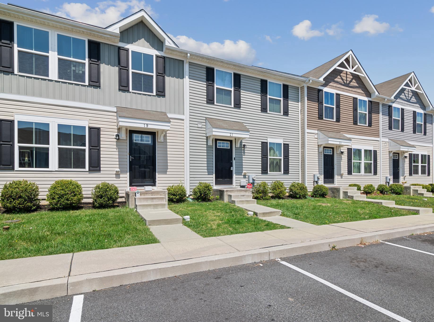 21 Marsh Ln