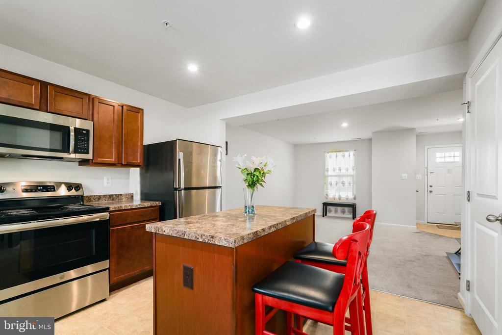 28 Marsh Ln