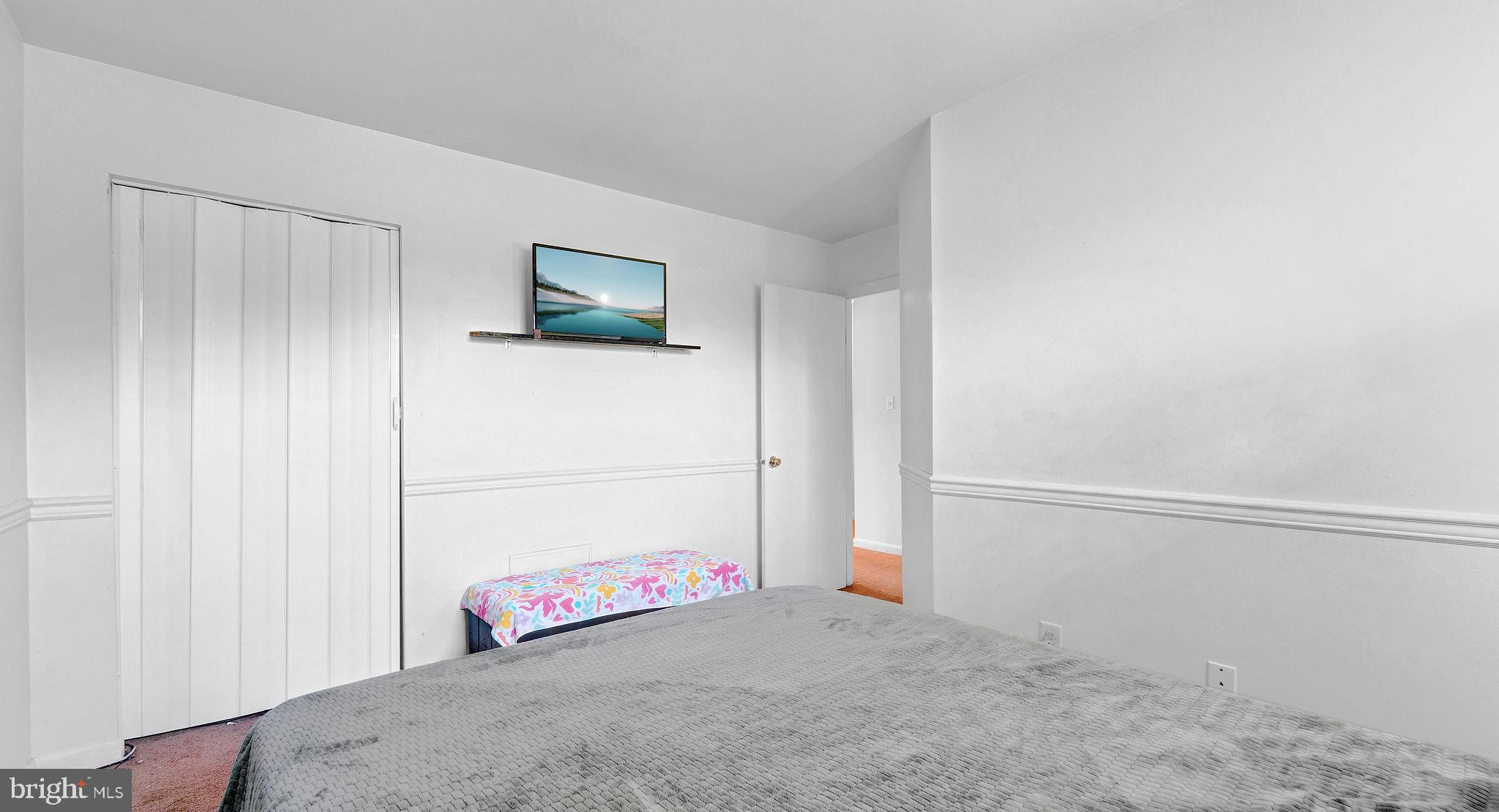 6 TRANSOM COURT