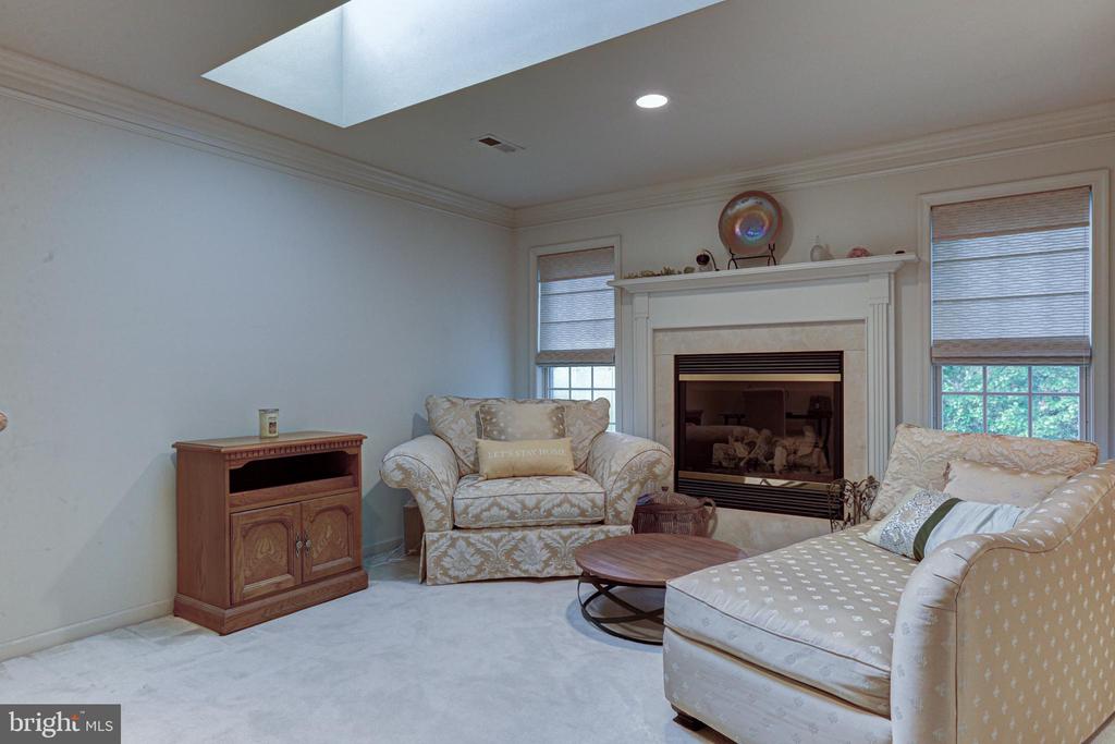2095 Deep Meadow Ln