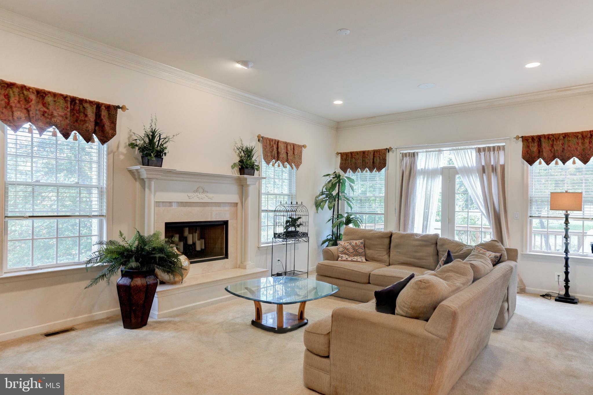 2095 Deep Meadow Ln