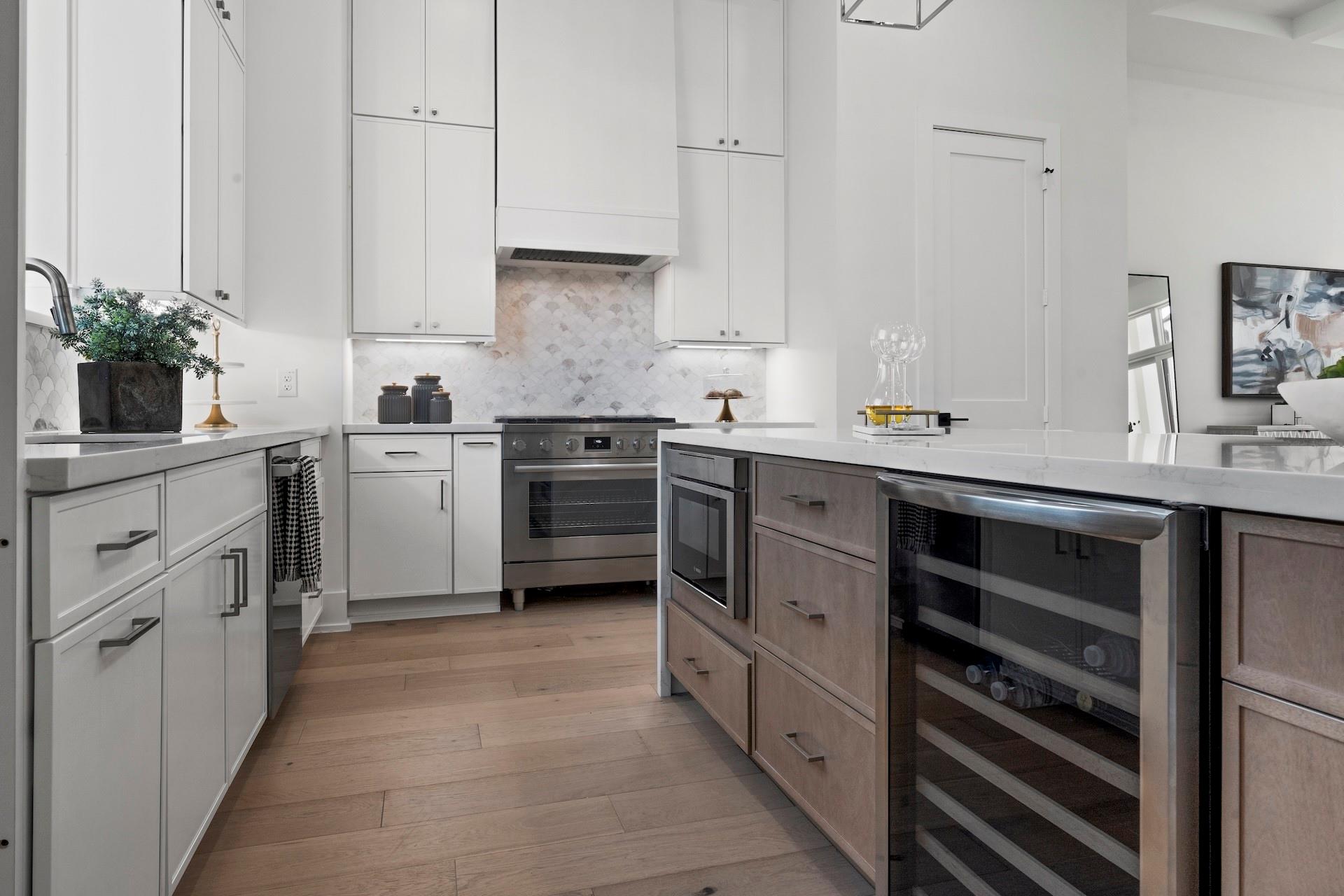 1602 Janak Garden Lane