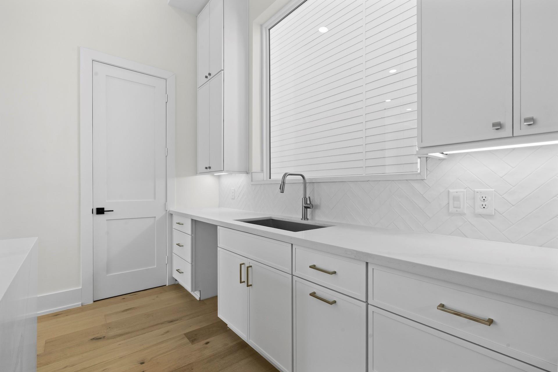 1602 Janak Garden Lane