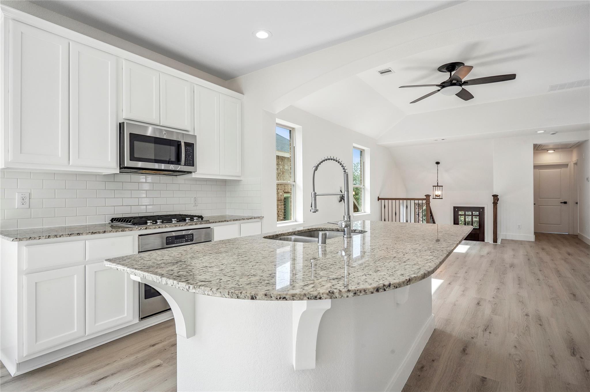 1615 Summer City Drive