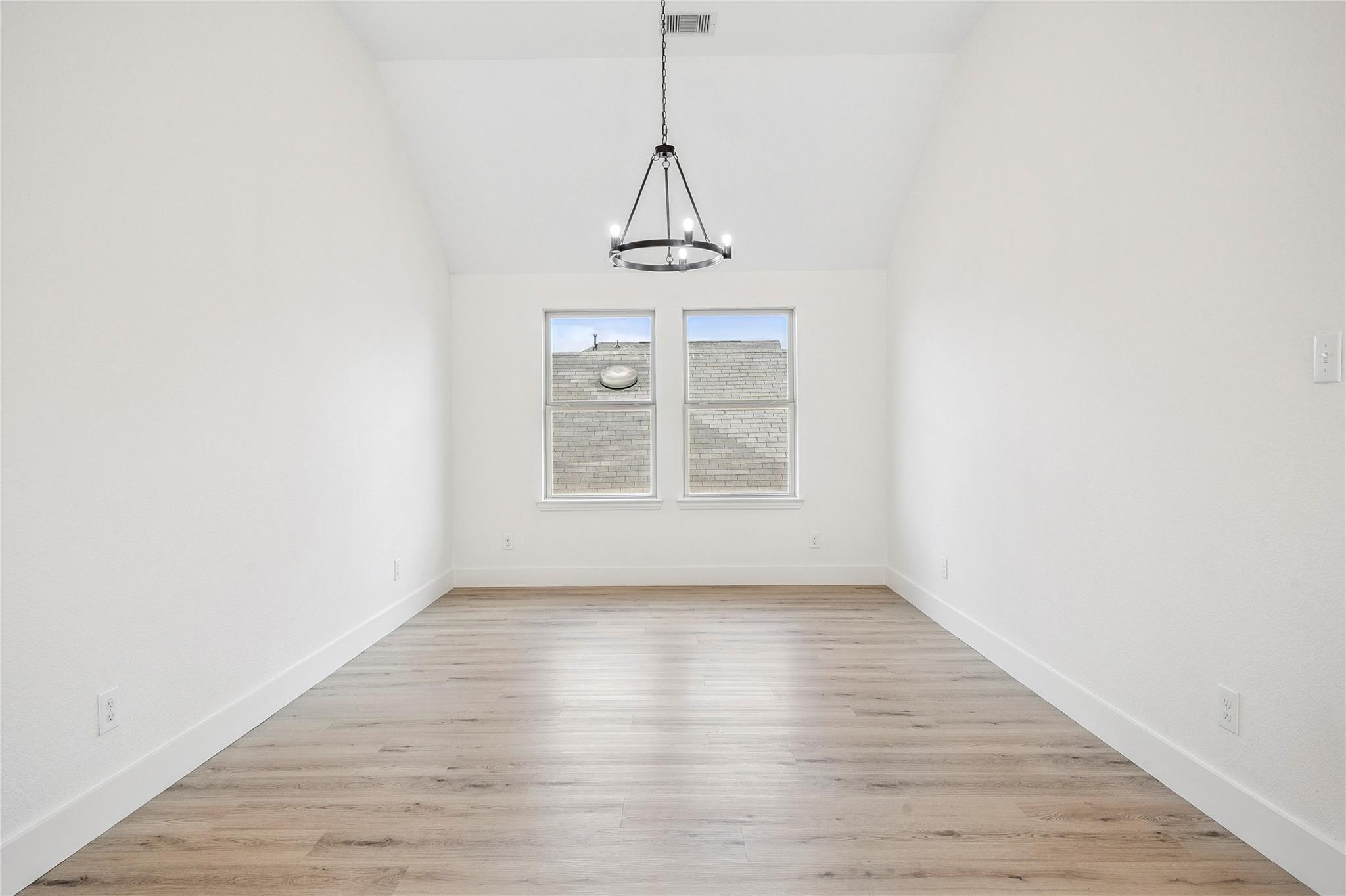 1615 Summer City Drive