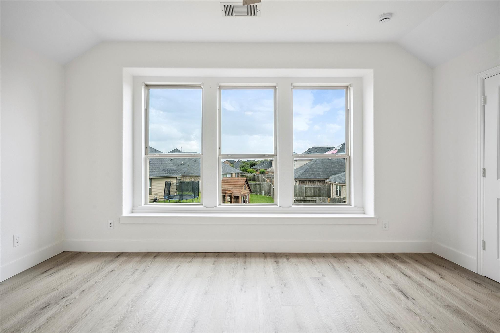 1615 Summer City Drive