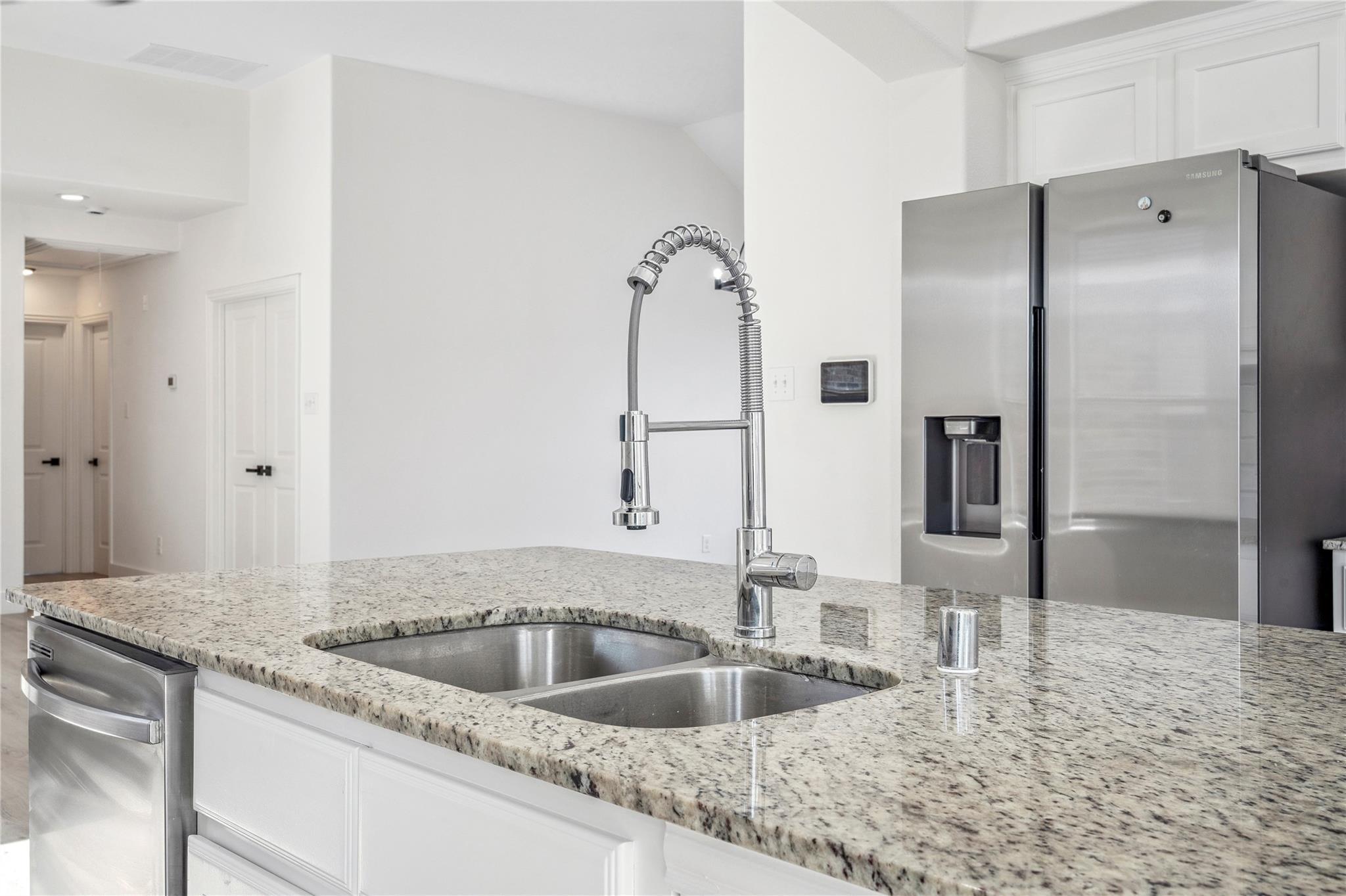 1615 Summer City Drive