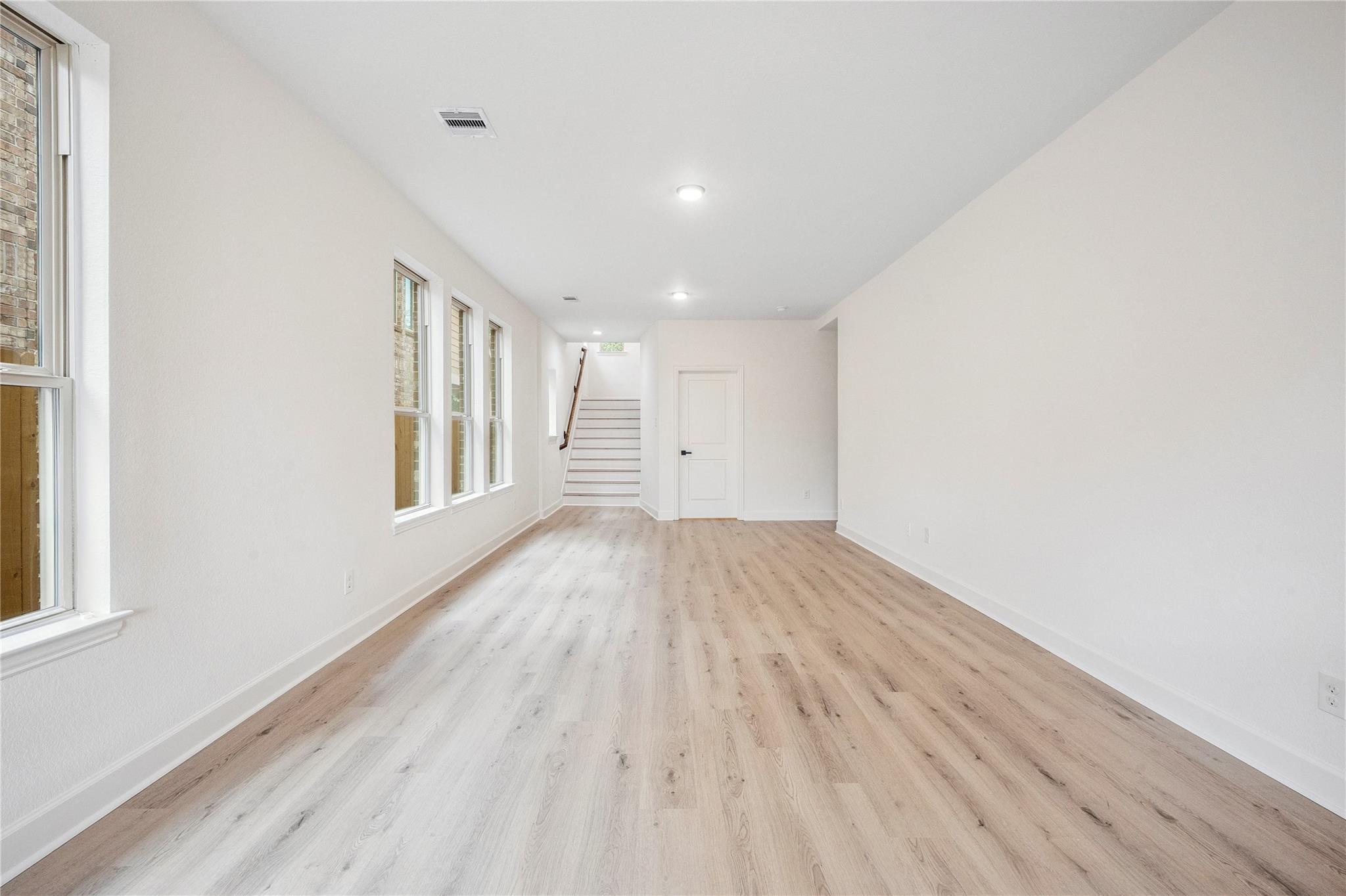 1615 Summer City Drive