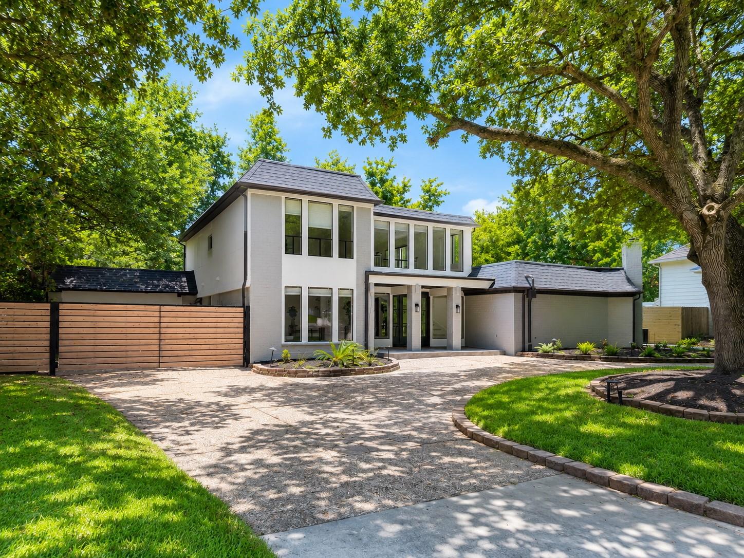 10911 Riverview Drive