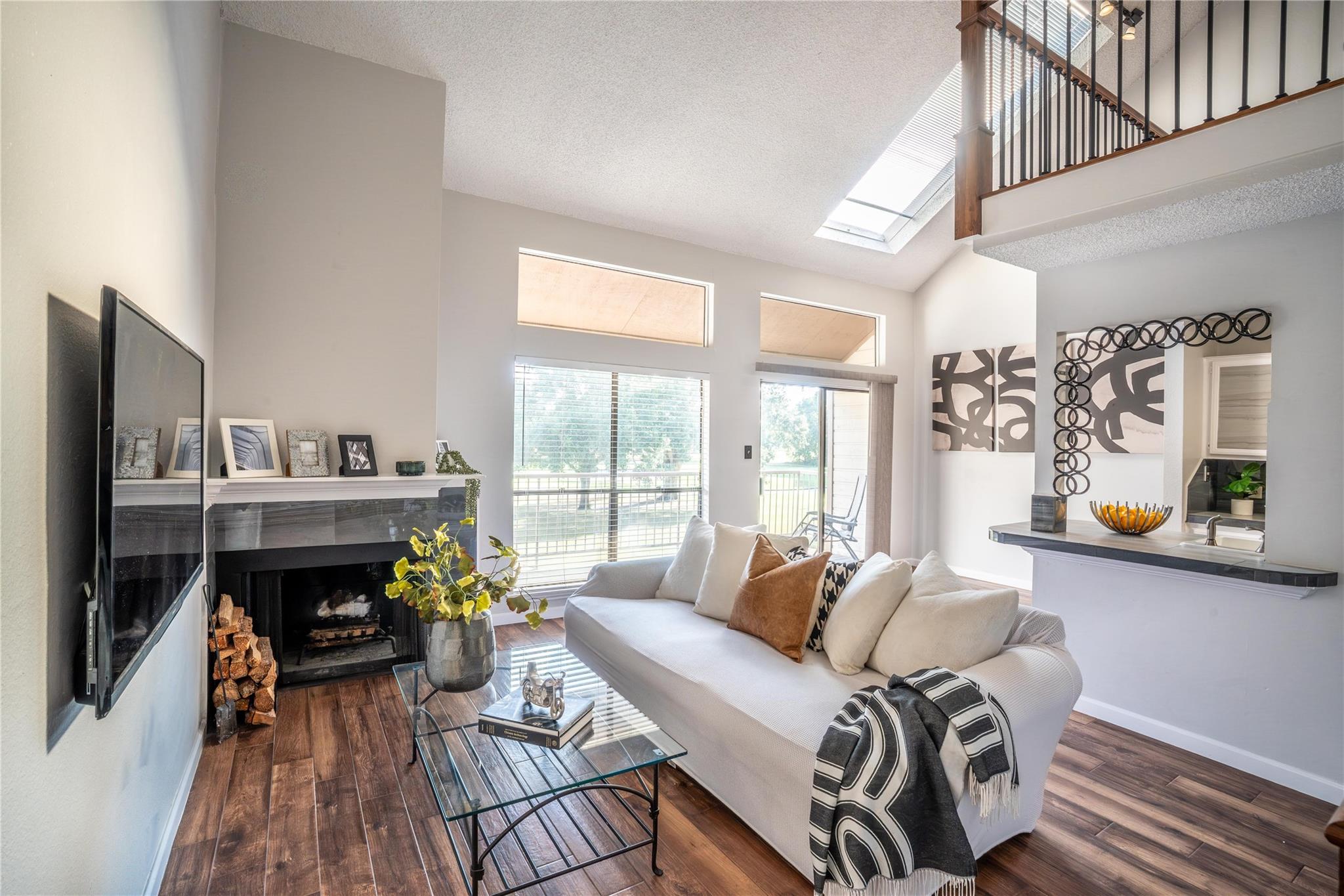 8411 Sands Point Drive # 18, Houston Unit: 18