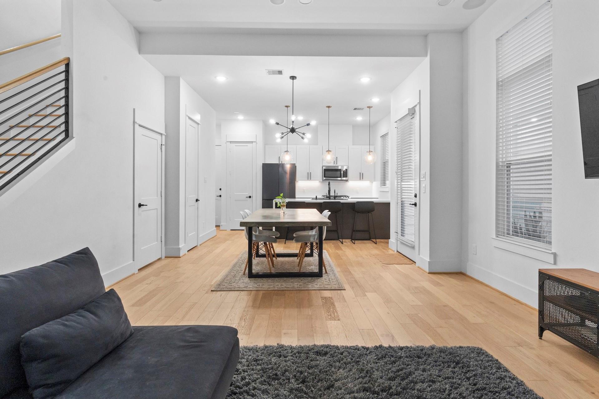 9019 Wellspring Drive, Houston