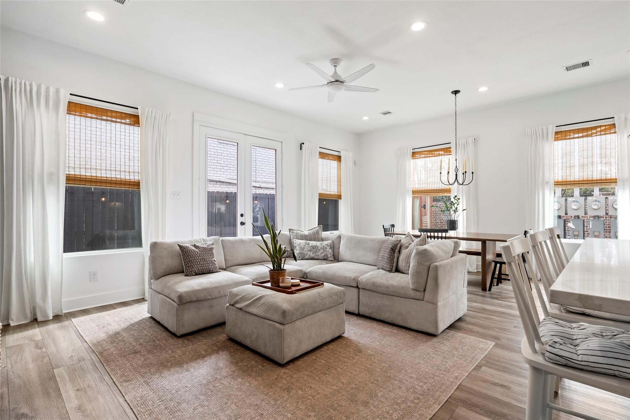 5202 Pinemont Creek Lane