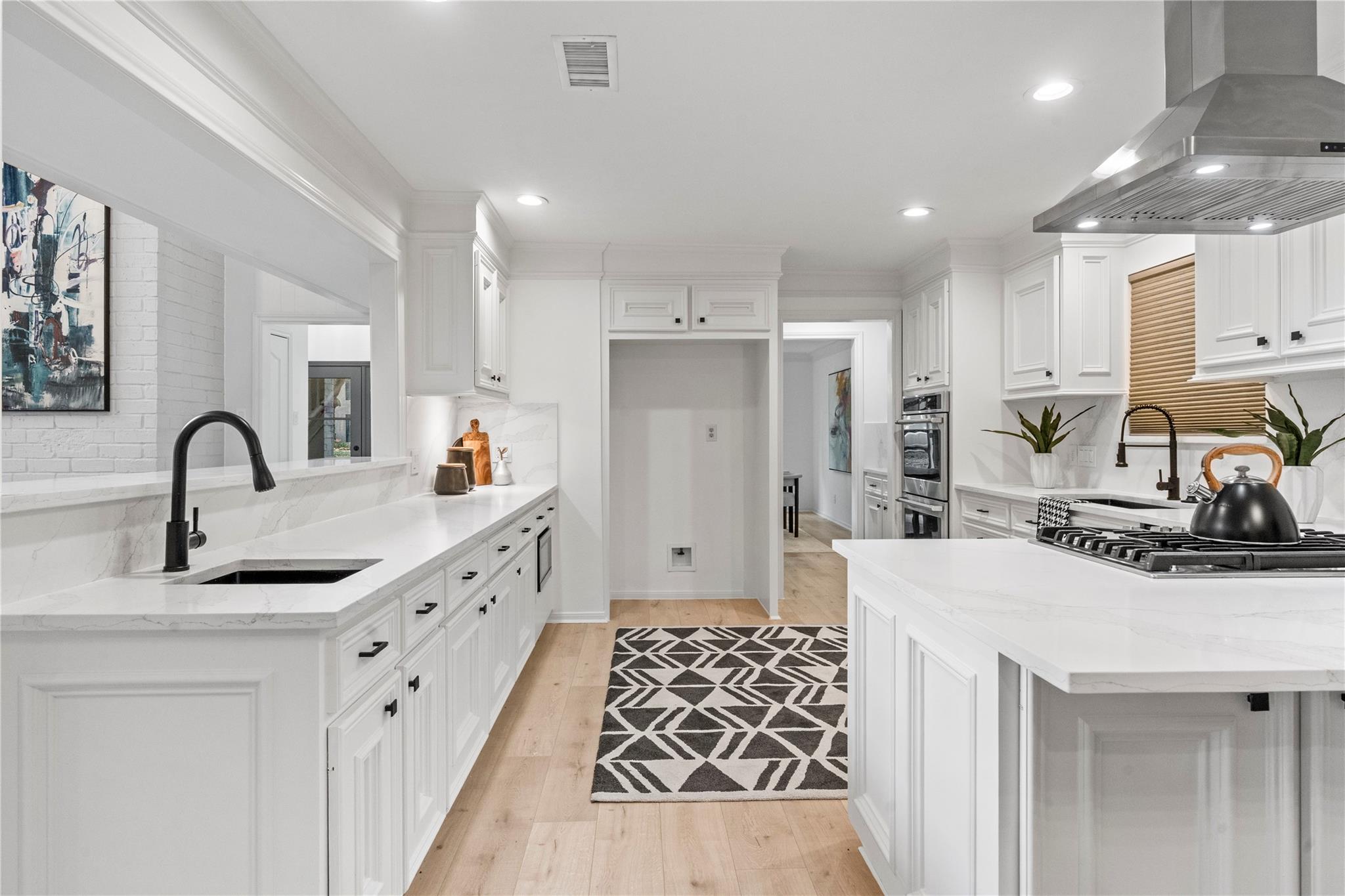 10911 Riverview Drive