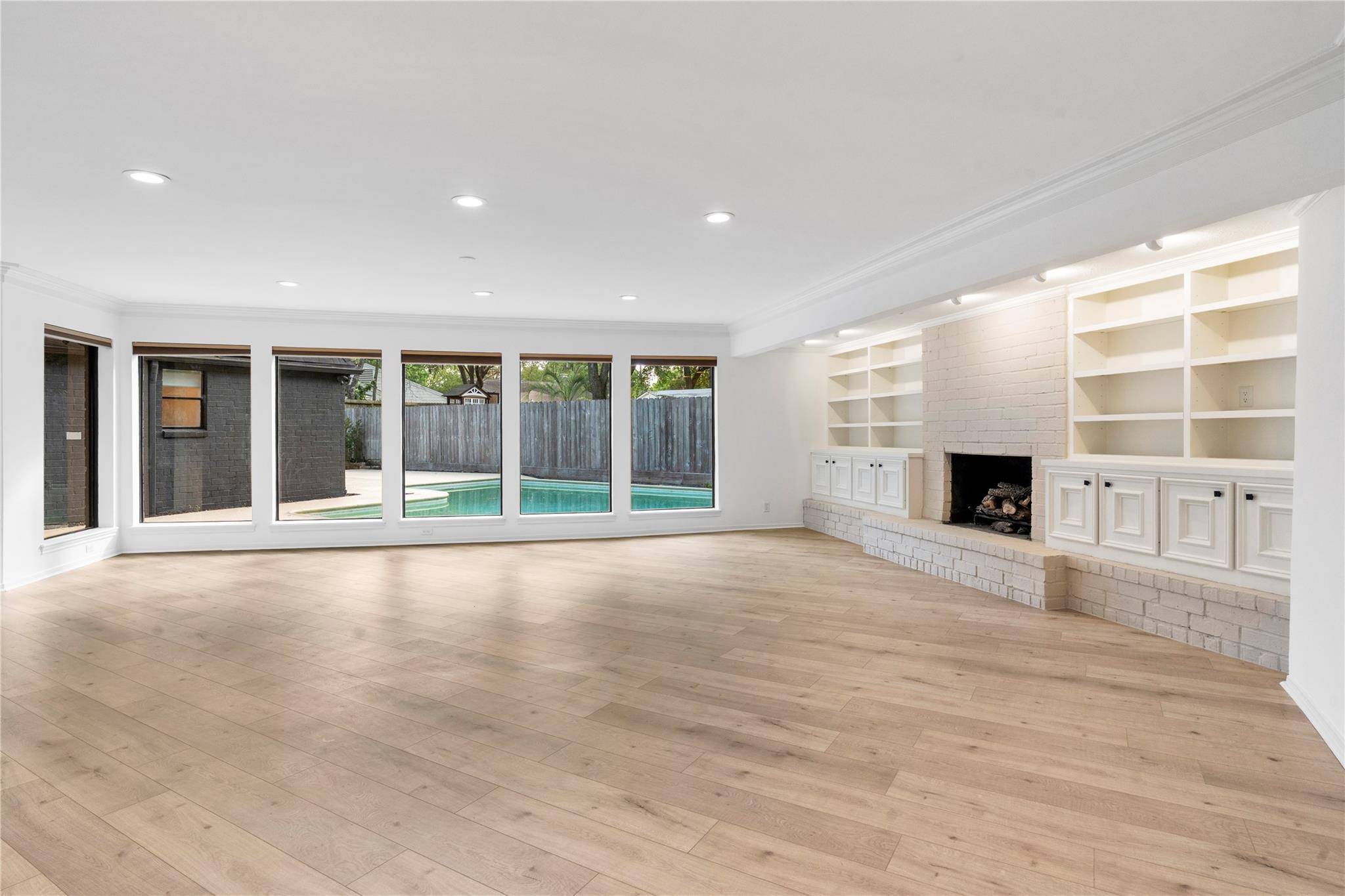 10911 Riverview Drive