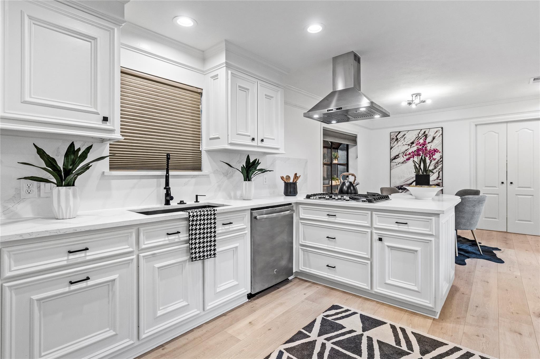 10911 Riverview Drive