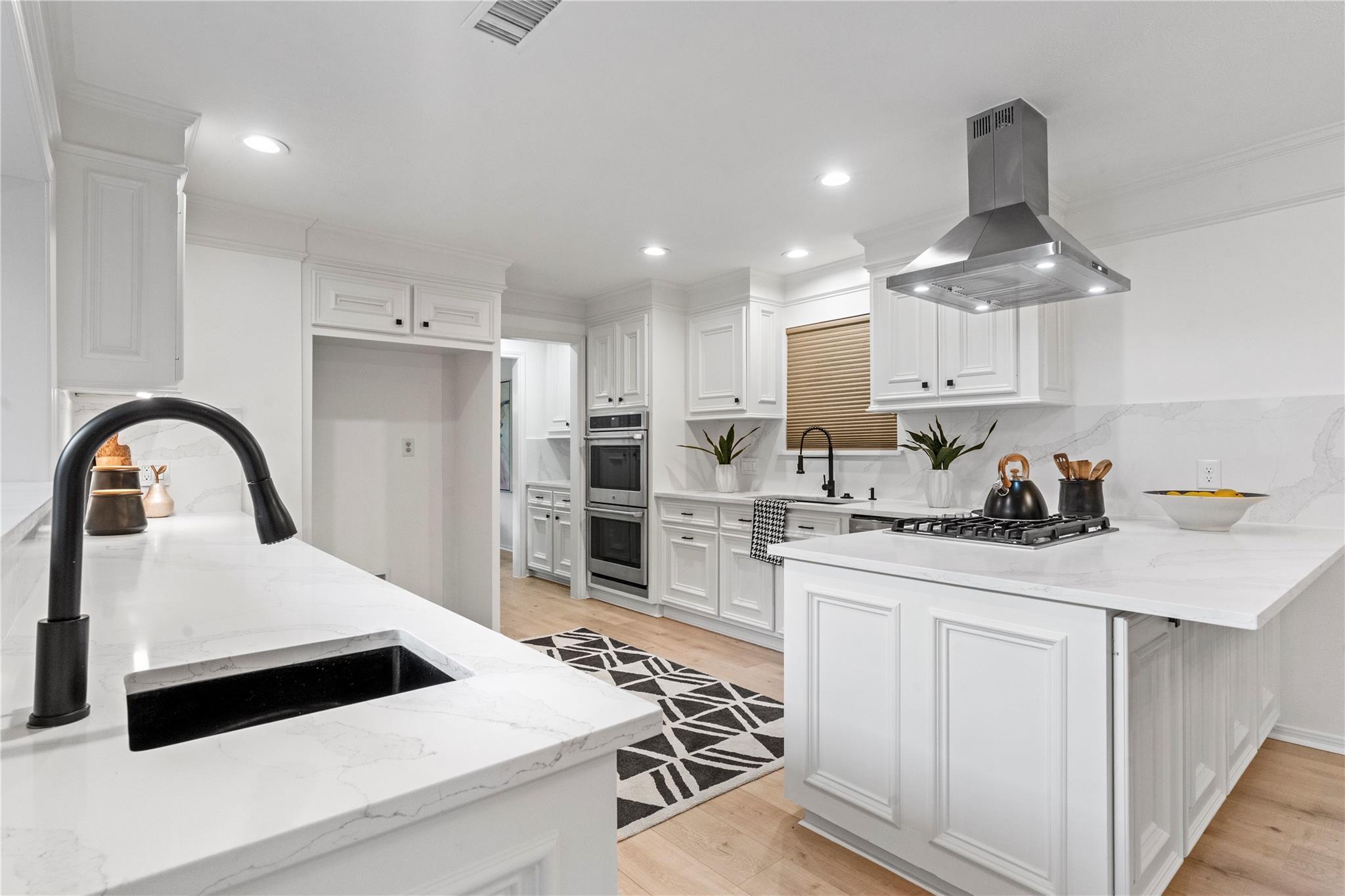 10911 Riverview Drive