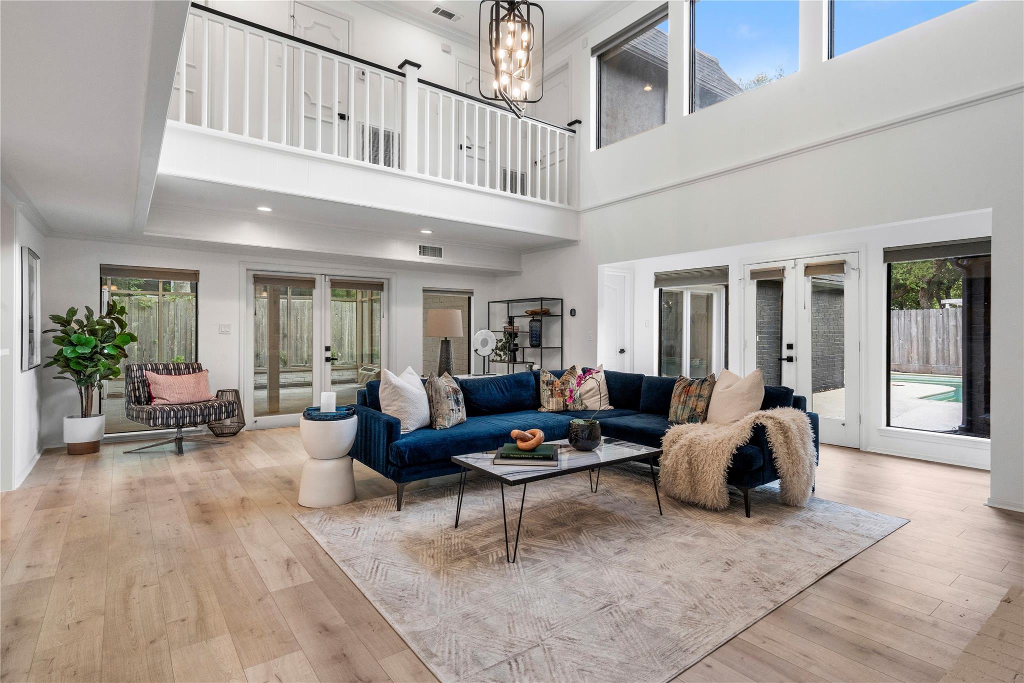 10911 Riverview Drive