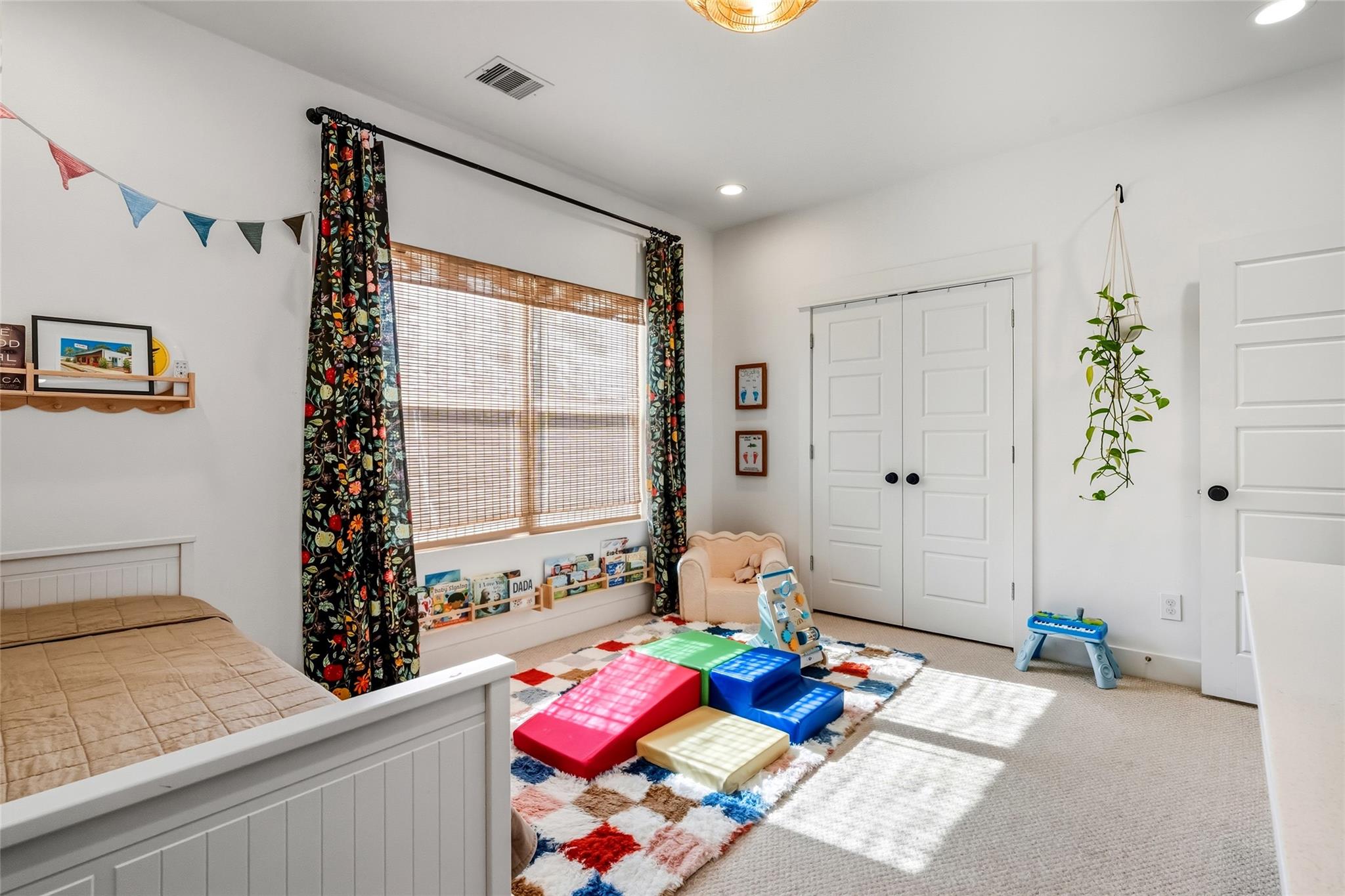 5202 Pinemont Creek Lane